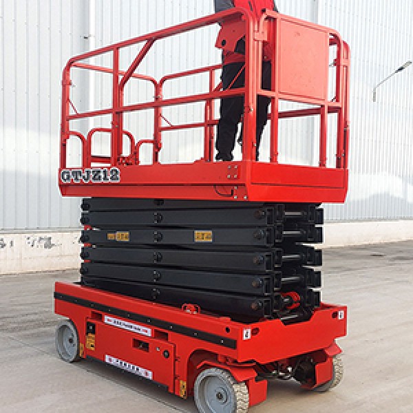 三河自行走升降机